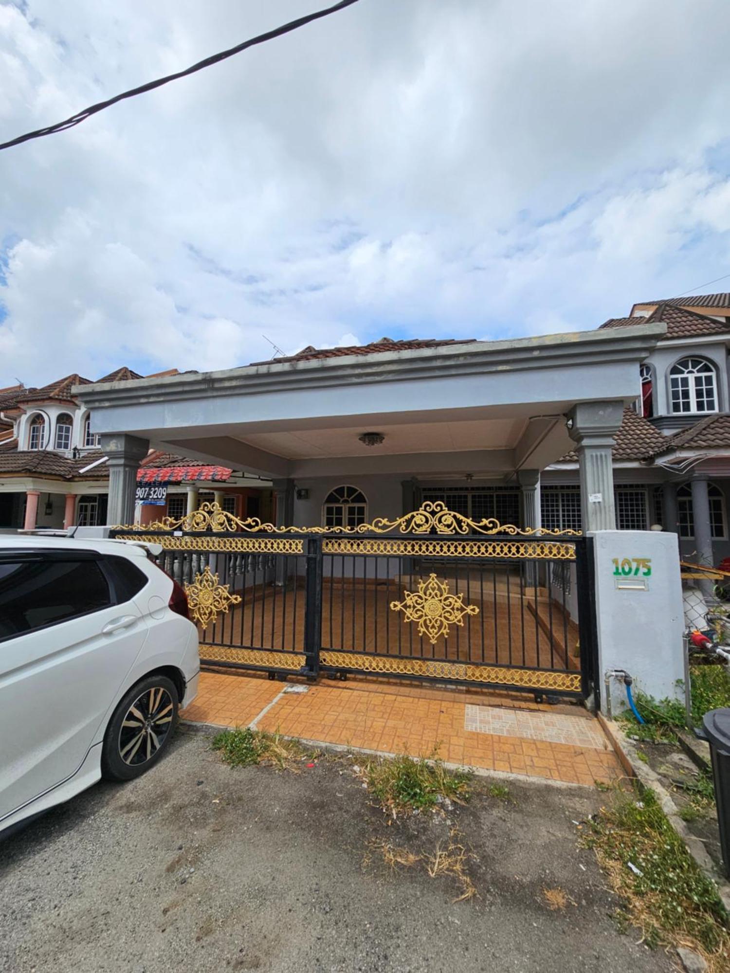 Ruhani Homestay 3 Kb - 4 Bedroom Fully Airconditioned With Wifi & Netflix โกตาบารู ภายนอก รูปภาพ