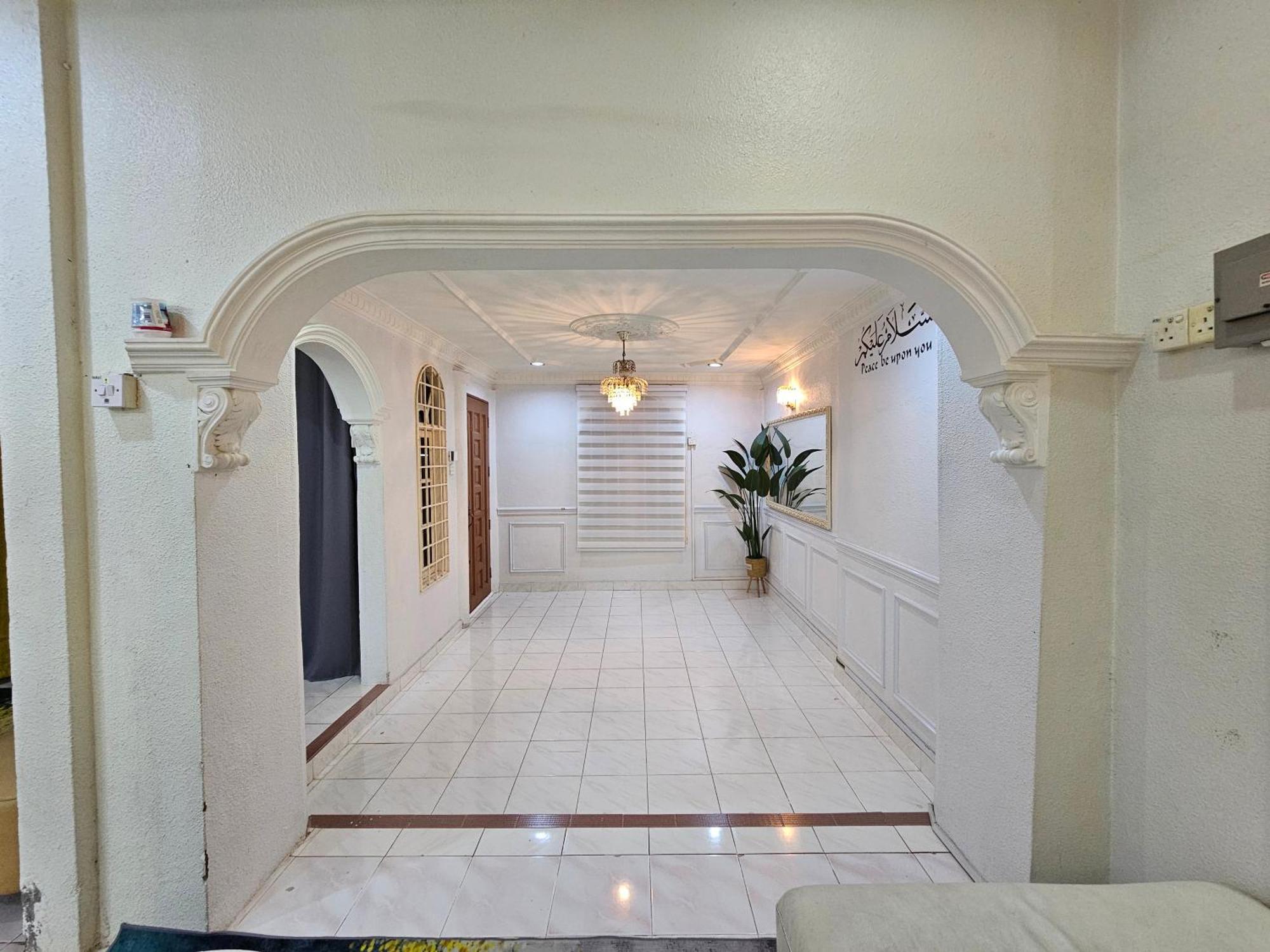 Ruhani Homestay 3 Kb - 4 Bedroom Fully Airconditioned With Wifi & Netflix โกตาบารู ภายนอก รูปภาพ