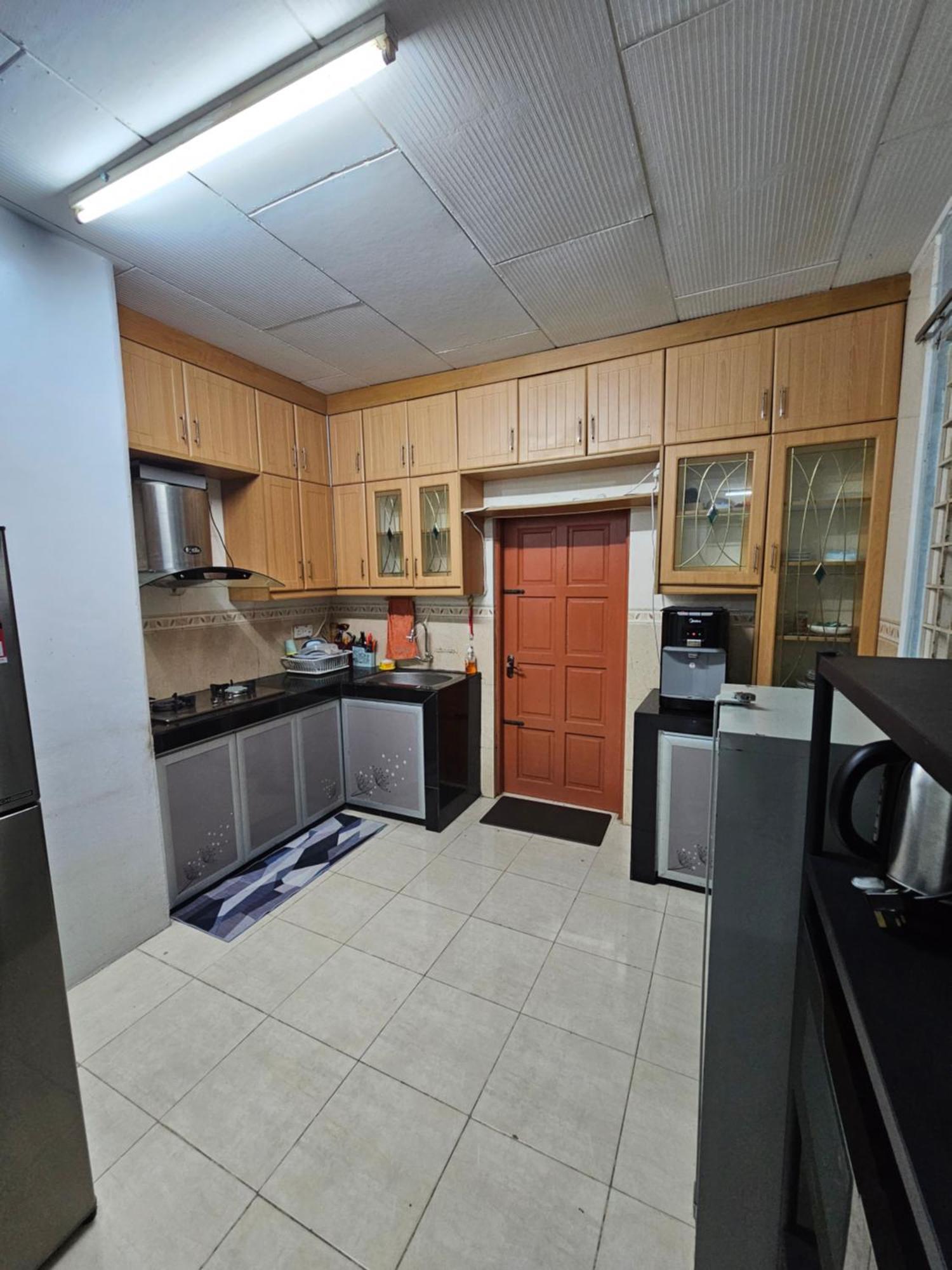 Ruhani Homestay 3 Kb - 4 Bedroom Fully Airconditioned With Wifi & Netflix โกตาบารู ภายนอก รูปภาพ