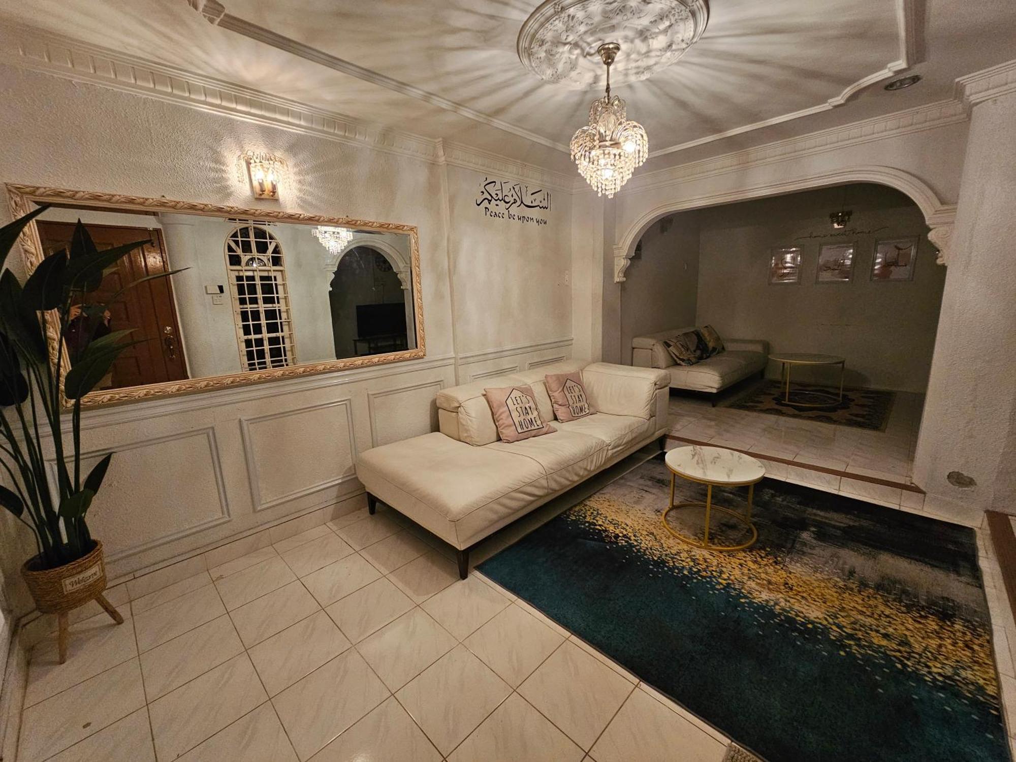 Ruhani Homestay 3 Kb - 4 Bedroom Fully Airconditioned With Wifi & Netflix โกตาบารู ภายนอก รูปภาพ
